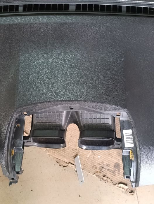 Продам панель Toyota Corolla 2012