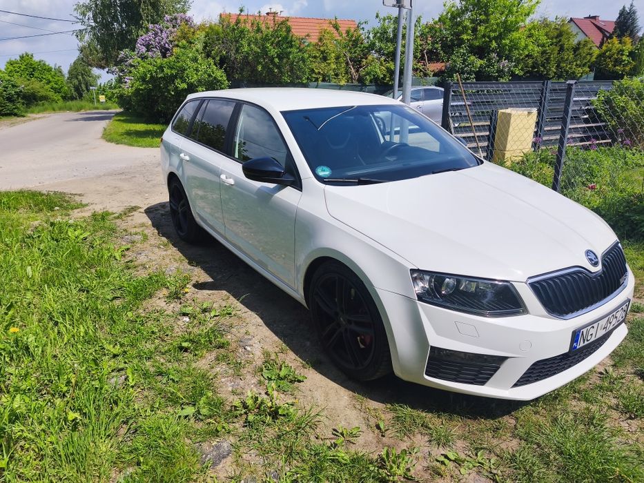 Octavia RS 2.0 TSI 220hp