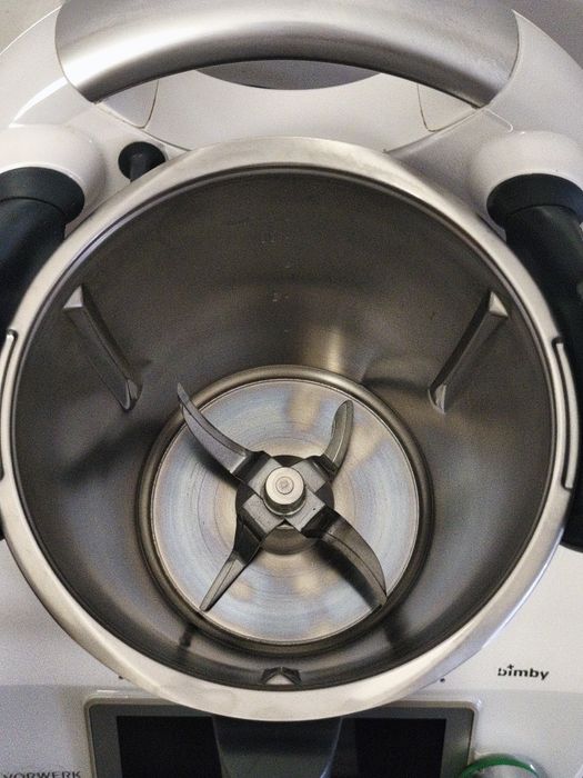 Bimby / Thermomix TM6 com Acessórios Completos – Excelente Estado