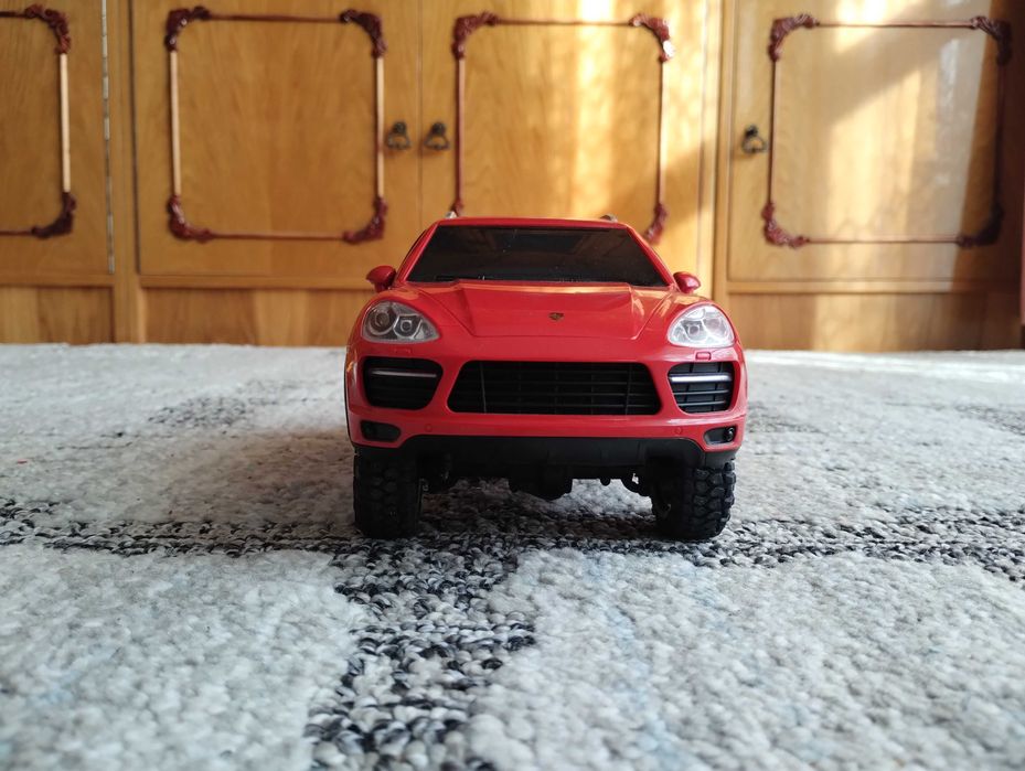 1:16 rc Porsche Cayenne - model RTR(gotowy do jazdy)