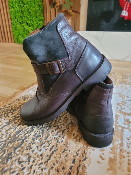 Чоловічі шкіряні черевики