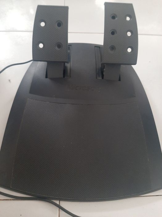 Sidewinder Microssoft Steering Wheel with Pedals64575226976001122