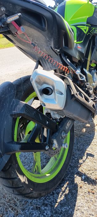 Moto    125   cc