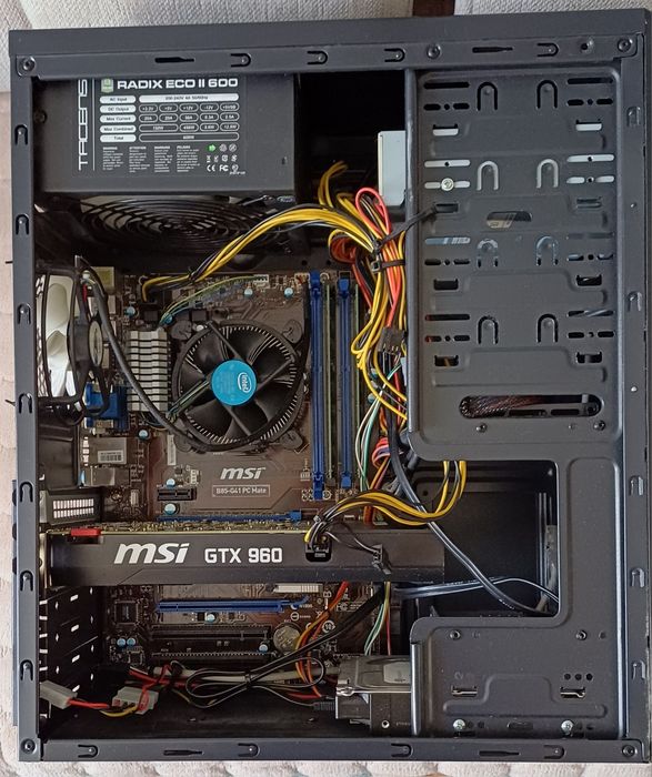 PC + monitor LG Gtx 960 2Gb Intel Xeon CPU-E3 1231 v3 3.40GHz