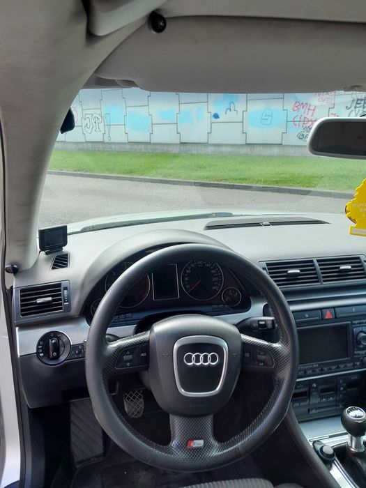 Audi A4b7 S-line 2005 rok . 2.0 TDI 140 KM . ZADBANE I UTRZYMANE W ŁADNYM STANIE .