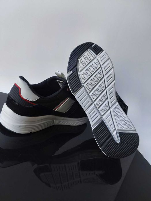 Czarne sportowe buty męskie nowe lekkie stylowe adidasy 43