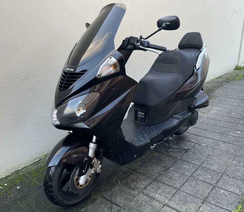 Daelim S2 Maxiscooter