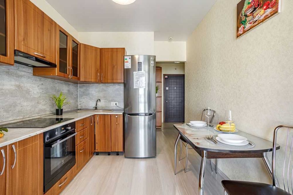 Уютная 1-ком. квартира - посуточно. Центр, Фестивальная. Подобово