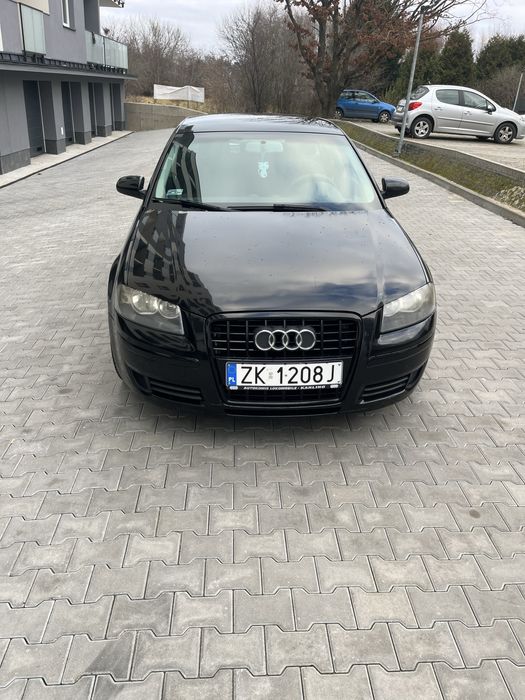 Audi A3 5-drzwiowe benzyna 1.6 + LPG