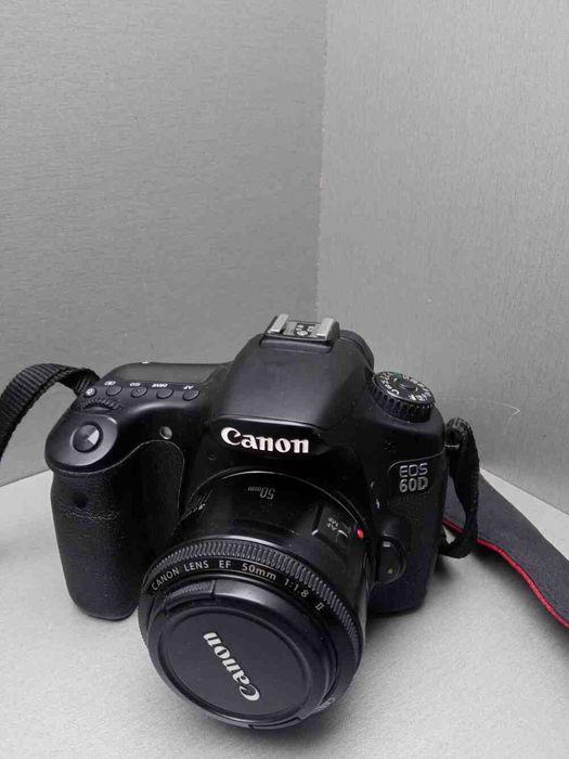 Фотоапарат Canon EOS 60D kit (EF 50 mm 1.8 II)