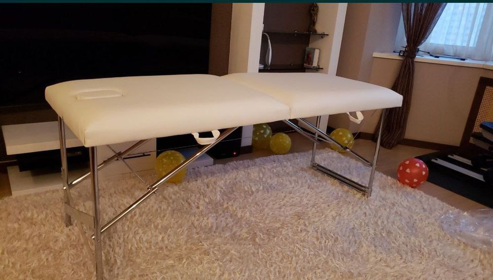 Масажний стіл, кушетка
