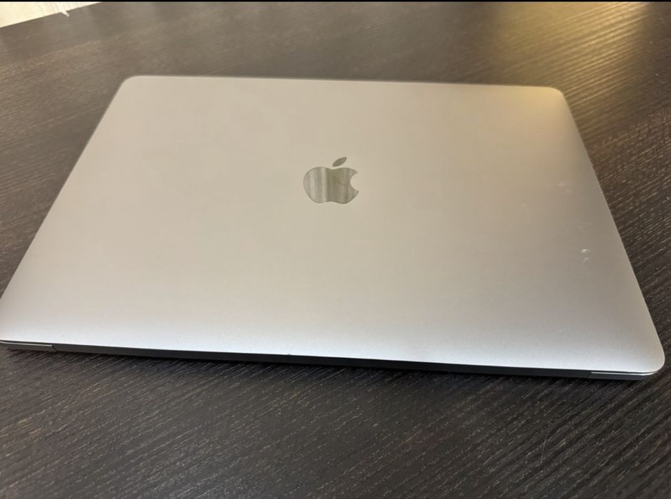 ТЕРМІНОВО MacBook Pro 13 2017 i5 8GB SSD