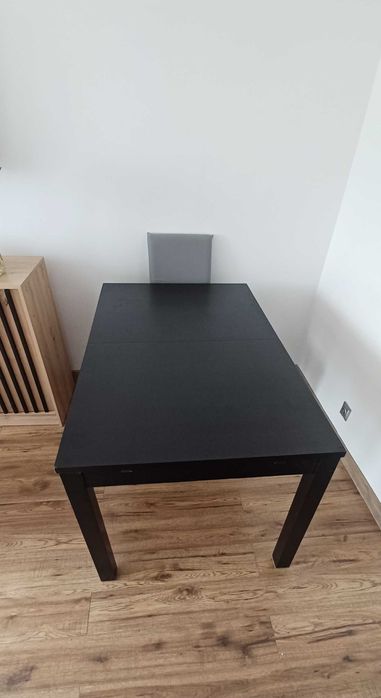 Stół rozkładany wenge.