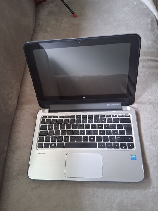 HP Pavilion x360 11