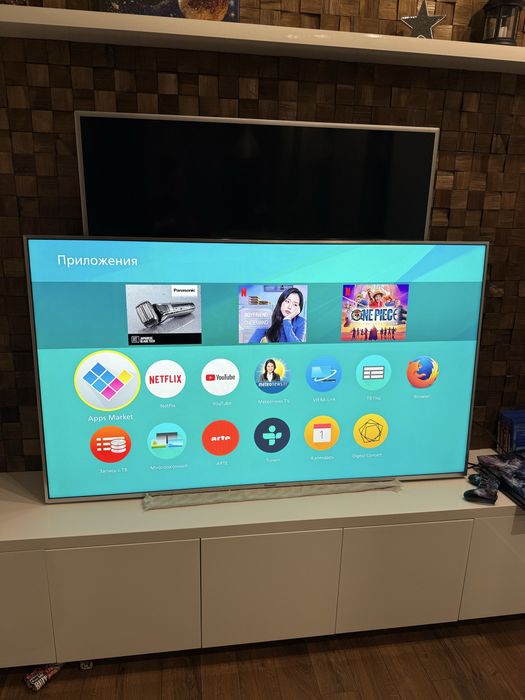 Тлевізор Led Tv Panasonik 65 діагональ