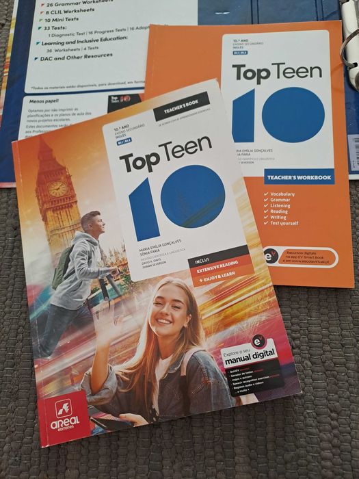 TOP TEEN 10 - Livro do Professor - (Manual, Caderno do Aluno, Fichas, etc) - 2025