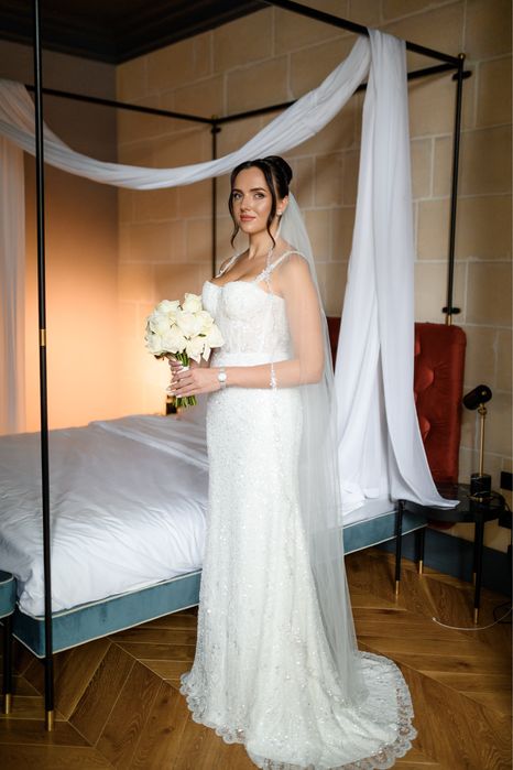 Розкішна Весільна сукня