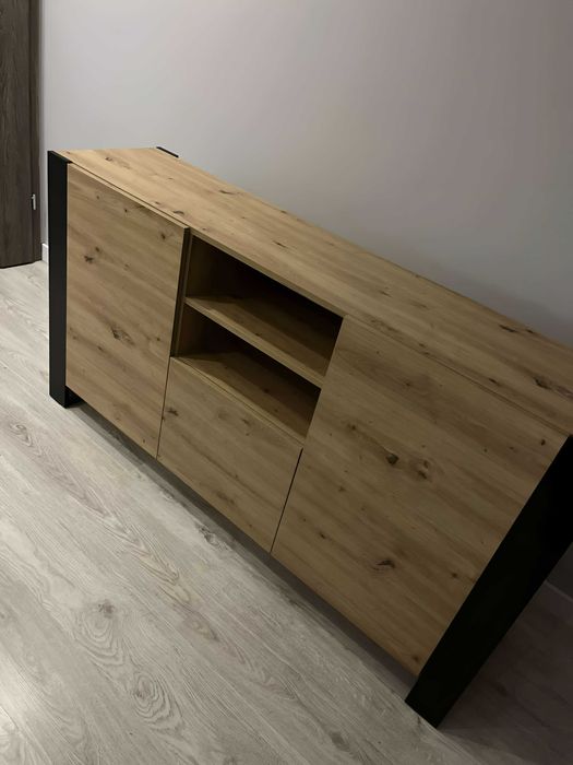 Nowoczesna Komoda Drewniana