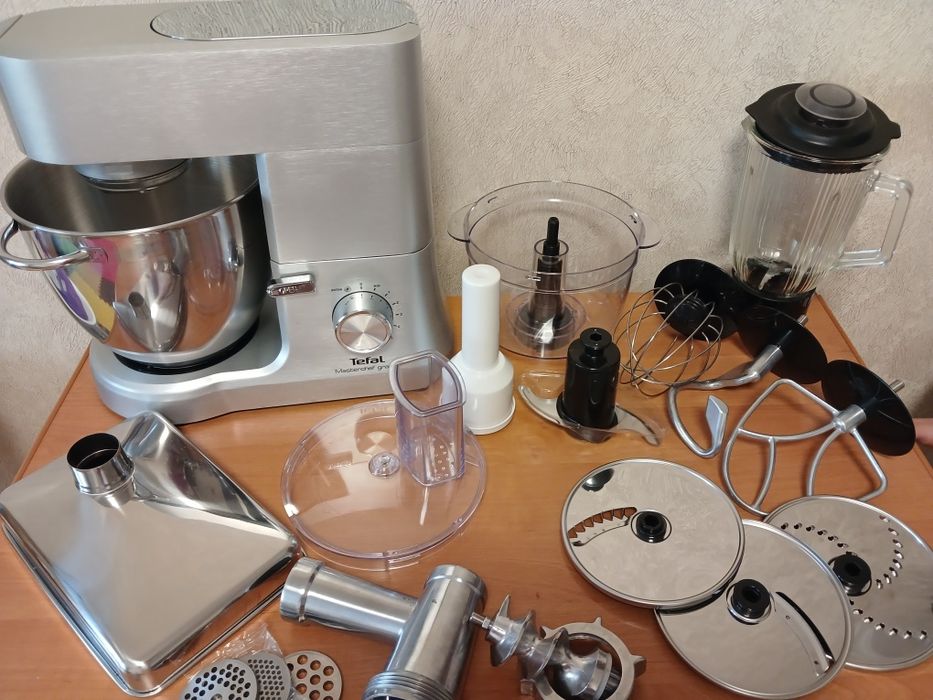 Кухонна машина TEFAL QB813D38