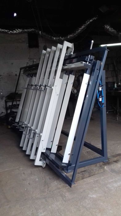 Prasa stolarska pneumatyczna