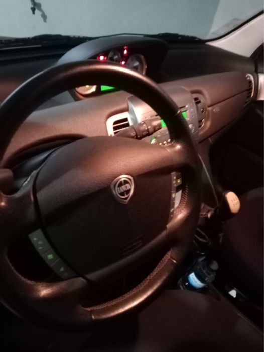 Lancia Ypsilon 2010 - 58mil Km