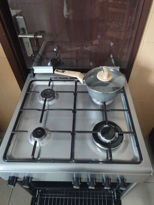 Fogão FLAMA (58 L - Gás Butano-Propano - Inox)
