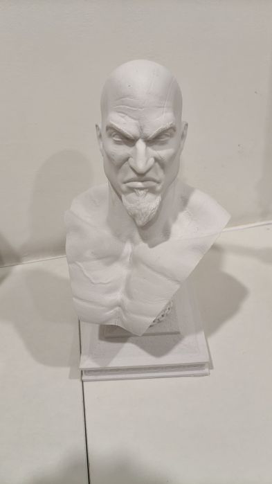 Estátua  busto Kratos God of War