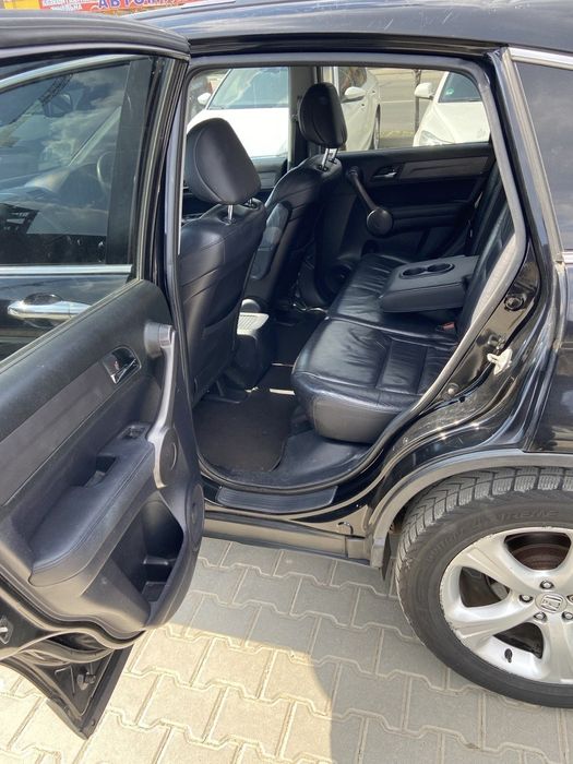 Продам Авто,Машина HONDA CR-V 2009 року.