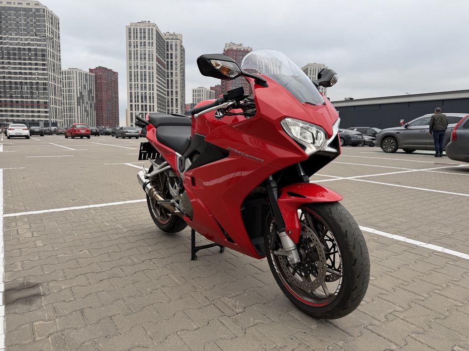 Honda VFR 800 F Deluxe 2015