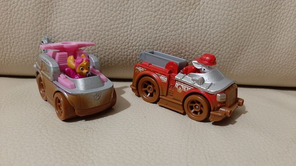 Psi Patrol figurki z puszką i plecakiem