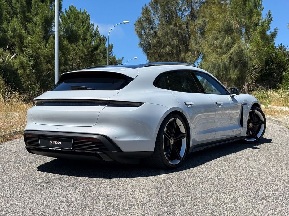 Porsche Taycan Sport Turismo Turbo S