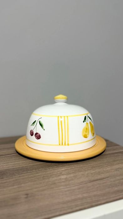 Loiças de utilidade e decoração cada peça 10 euros