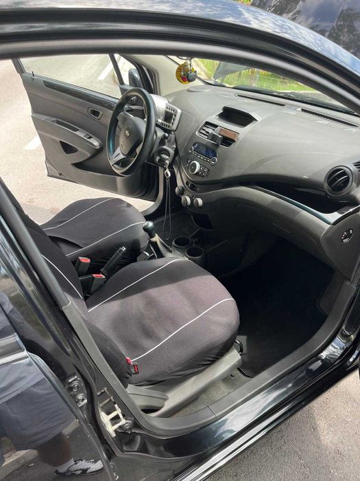 Chevrolet Spark  GPL econômico , ideal para cidade