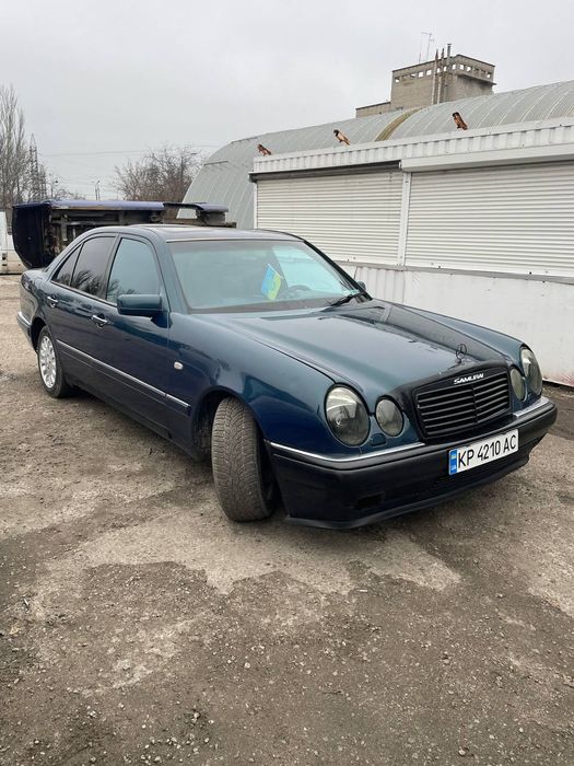 Продам или обмен мерс 210