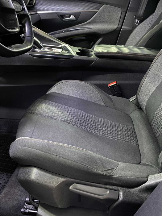 Продаю ПЕЖО 3008 2017 року