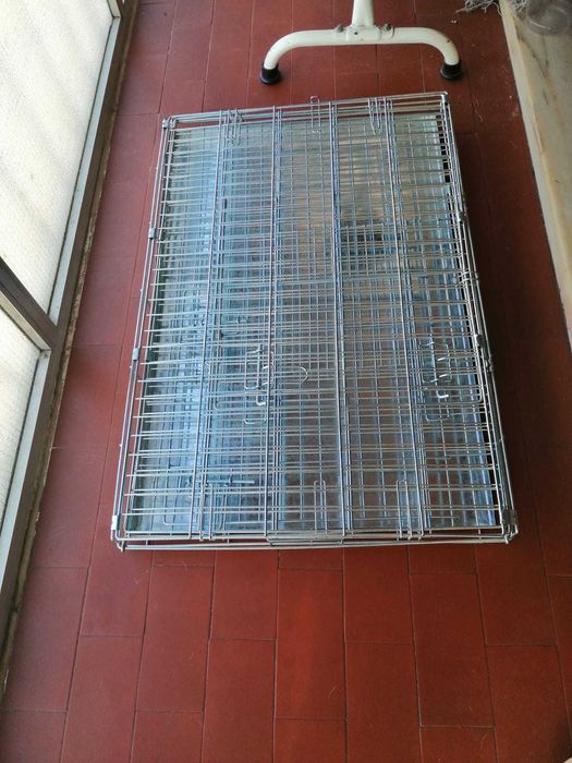 Transportadora metálica cromada 89x60x66cm para animais