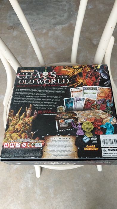 Jogo de tabuleiro Chaos in the old world