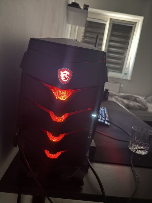 Komputer msi aegis 3