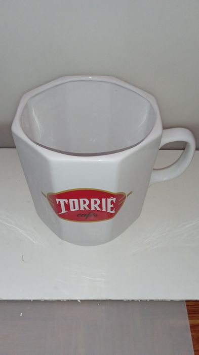 Torrié Giant Coffee Cup423595087653785603