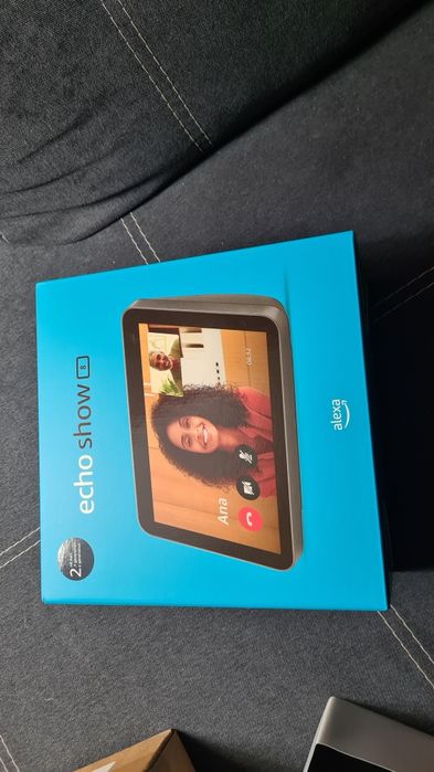 Echo Show 8 (2nd Gen)  розумна колонка, мінікомп'ютер, все в одному