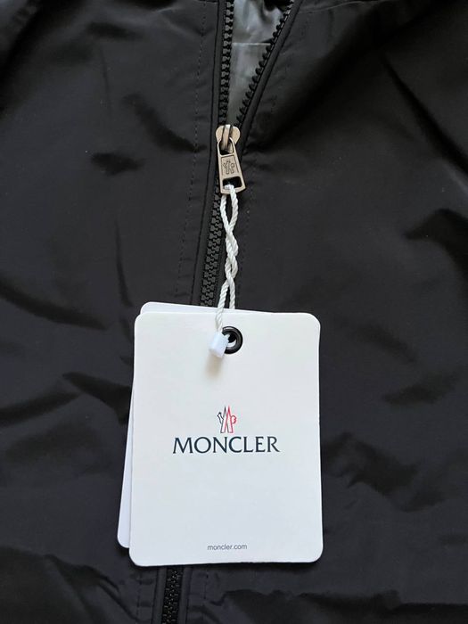 Ветровка Moncler