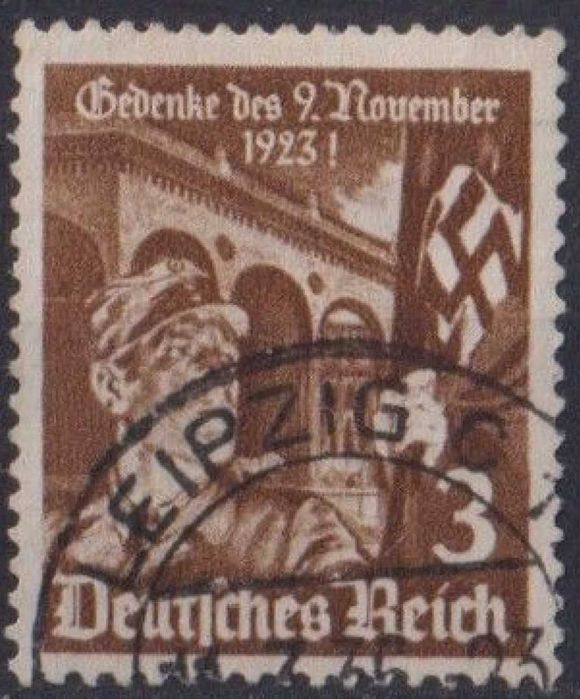 Selos Alemanha Nazi 1933/45-Militar c/ Bandeira e Suástica usado