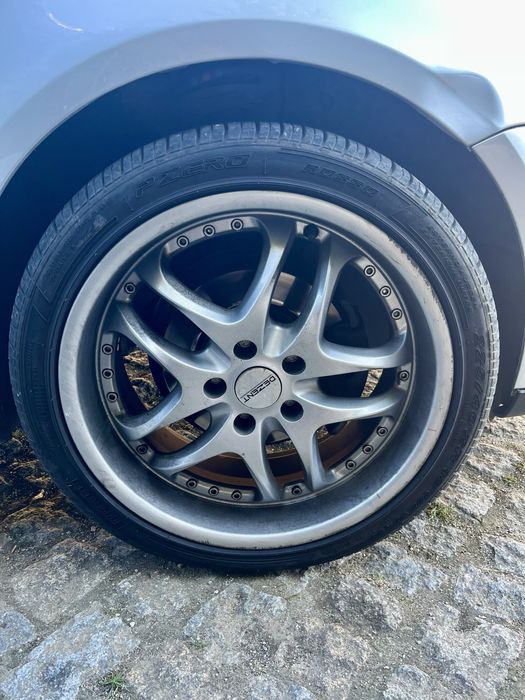 Jantes Dezent 18 com pneus