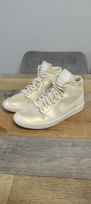 Buty sportowe sneakersy damskie Nike Air Jordan 1 roz 41 wkładka 26 cm