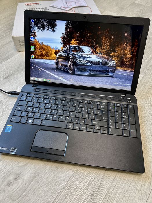 Ноутбук с Коробкой, новый SSD