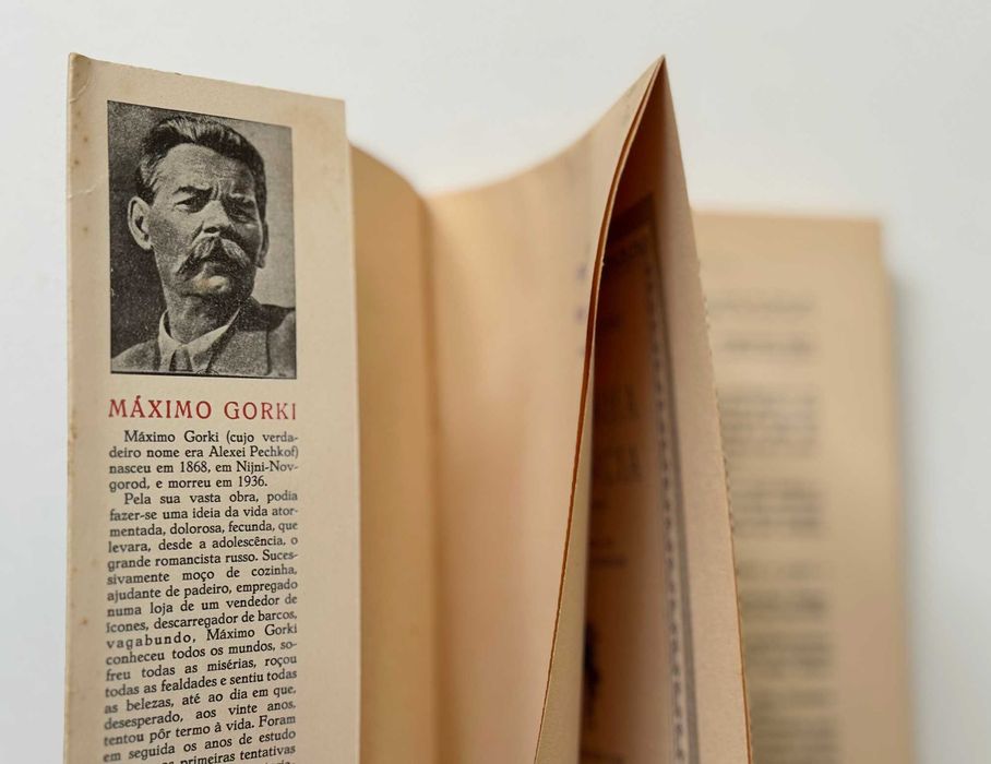 1954, Máximo Gorki, A Minha Infância.