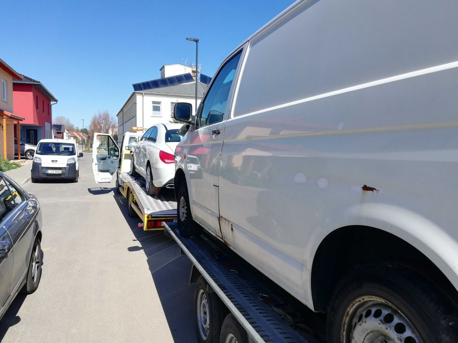 Pomoc Drogowa 24 h / Autolaweta / Transport Drogowy