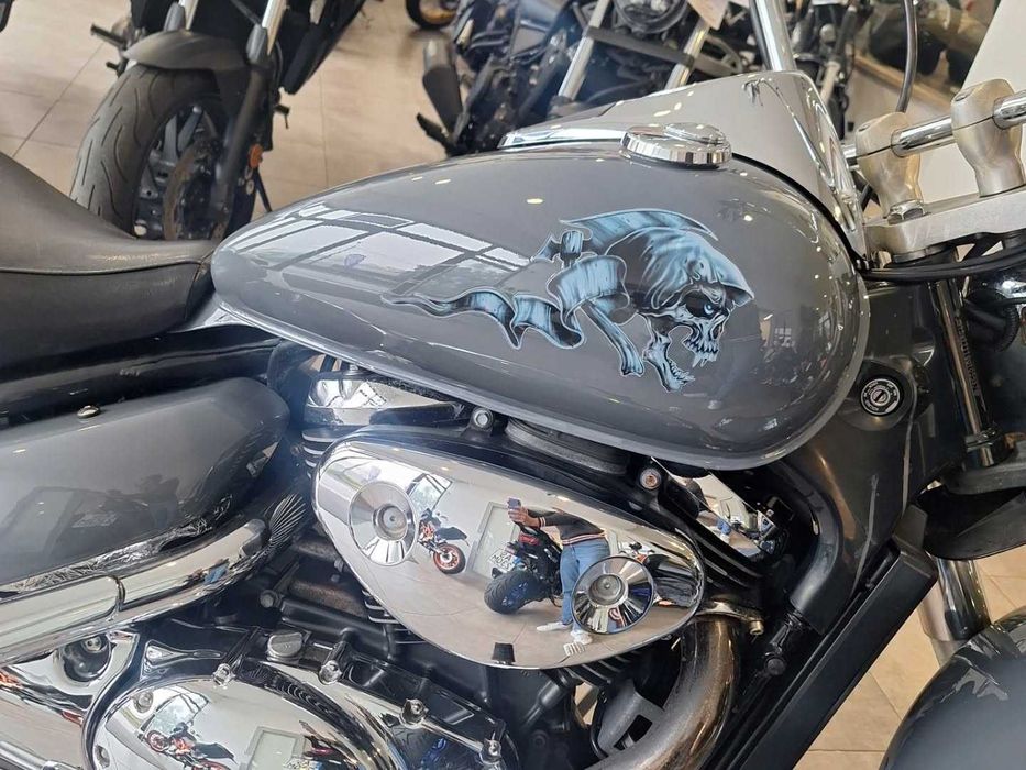 SUZUKI INTRUDER VL800