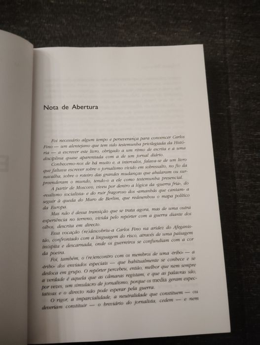 Livro A Guerra em Direto de Carlos Fino Usado