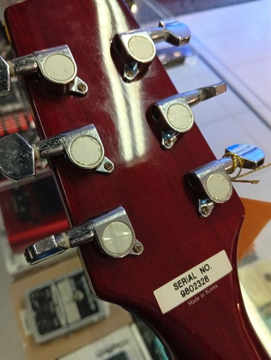 Hamer Semi Hollow Duo CS com Piezo